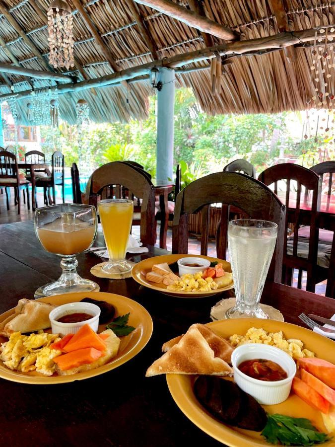 Hotel Atelie Del Mar Monterrico Eksteriør billede